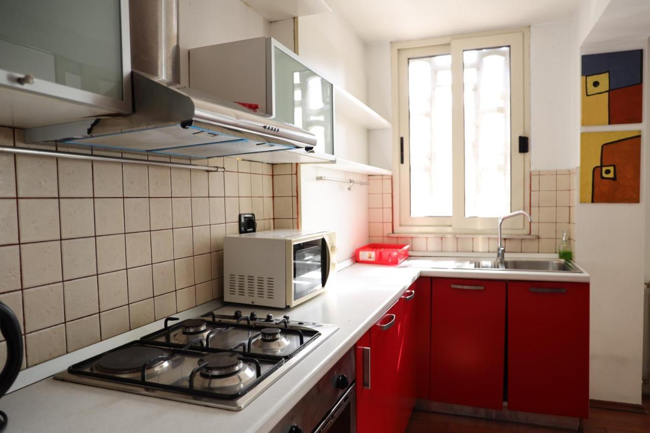 Hoja Apartments Тирана Екстер'єр фото